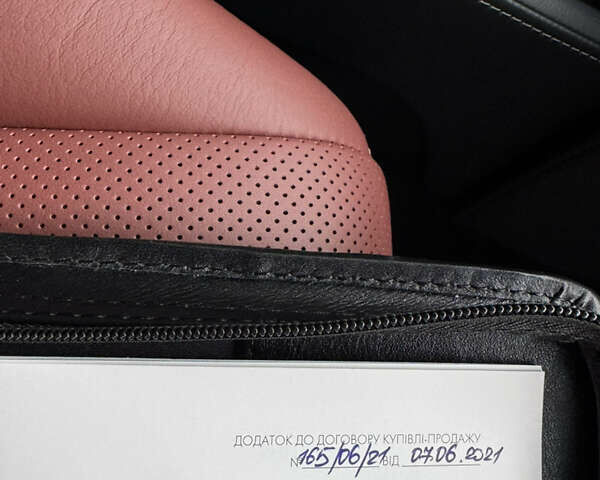 Черный Лексус ЛХ, объемом двигателя 4.46 л и пробегом 13 тыс. км за 107000 $, фото 48 на Automoto.ua