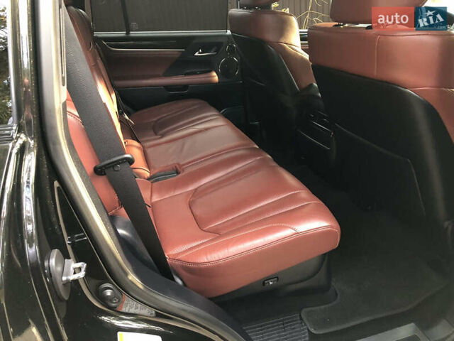 Черный Лексус ЛХ, объемом двигателя 4.5 л и пробегом 137 тыс. км за 85999 $, фото 15 на Automoto.ua