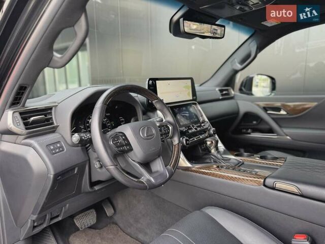 Черный Лексус ЛХ, объемом двигателя 3.45 л и пробегом 34 тыс. км за 134900 $, фото 9 на Automoto.ua