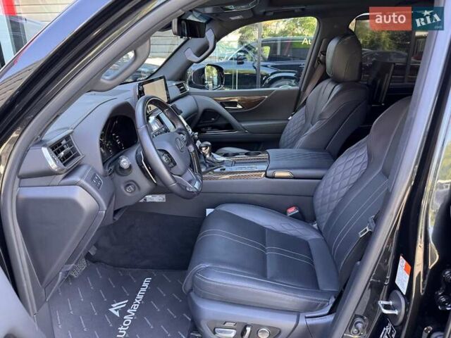 Черный Лексус ЛХ, объемом двигателя 3.45 л и пробегом 35 тыс. км за 132900 $, фото 8 на Automoto.ua