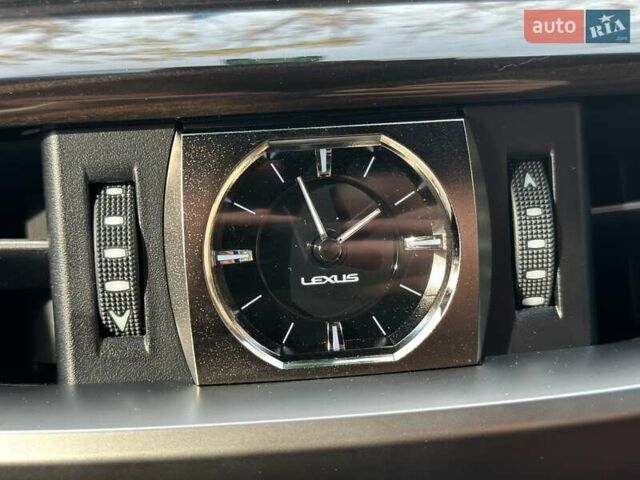 Черный Лексус ЛХ, объемом двигателя 4.46 л и пробегом 137 тыс. км за 88000 $, фото 31 на Automoto.ua