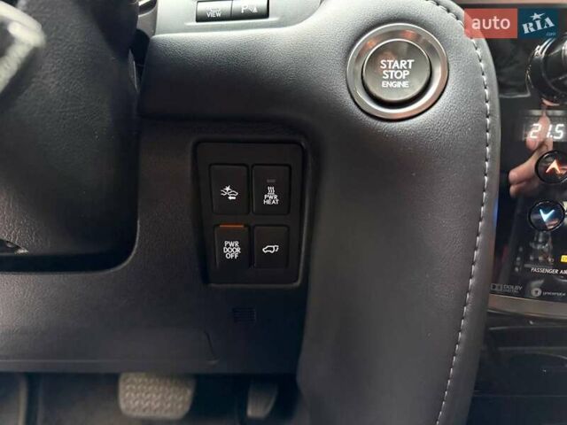 Чорний Лексус ЛХ, об'ємом двигуна 4.46 л та пробігом 138 тис. км за 85990 $, фото 24 на Automoto.ua