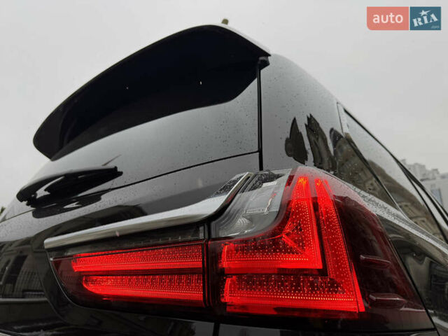 Черный Лексус ЛХ, объемом двигателя 4.46 л и пробегом 13 тыс. км за 107000 $, фото 14 на Automoto.ua