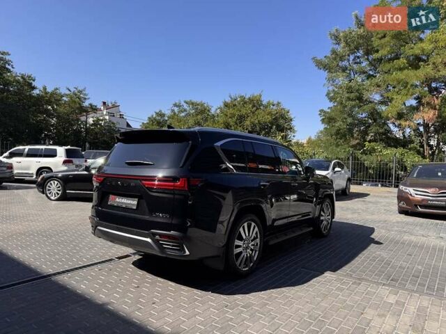 Черный Лексус ЛХ, объемом двигателя 3.45 л и пробегом 35 тыс. км за 132900 $, фото 6 на Automoto.ua