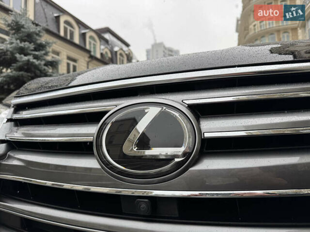 Черный Лексус ЛХ, объемом двигателя 4.46 л и пробегом 13 тыс. км за 107000 $, фото 11 на Automoto.ua