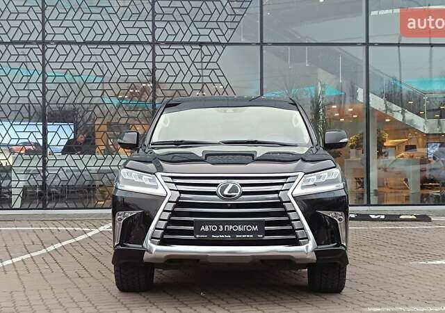 Черный Лексус ЛХ, объемом двигателя 4.46 л и пробегом 126 тыс. км за 85171 $, фото 4 на Automoto.ua