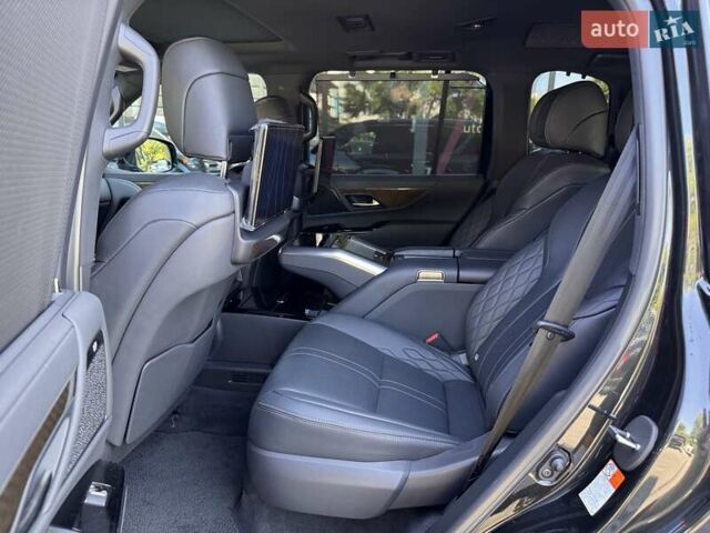 Черный Лексус ЛХ, объемом двигателя 3.45 л и пробегом 35 тыс. км за 132900 $, фото 12 на Automoto.ua
