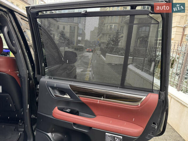 Черный Лексус ЛХ, объемом двигателя 4.46 л и пробегом 13 тыс. км за 107000 $, фото 28 на Automoto.ua