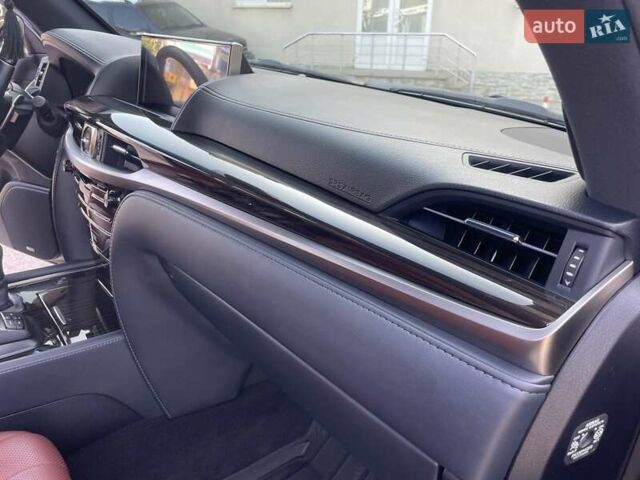 Чорний Лексус ЛХ, об'ємом двигуна 4.46 л та пробігом 93 тис. км за 92500 $, фото 37 на Automoto.ua