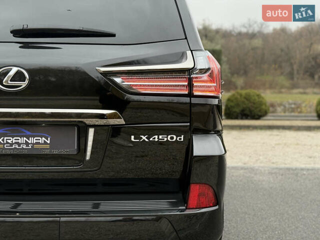 Черный Лексус ЛХ, объемом двигателя 4.46 л и пробегом 95 тыс. км за 86600 $, фото 24 на Automoto.ua