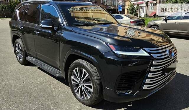 Лексус ЛХ 2021 в Киеве на Automoto.ua Черный Лексус ЛХ, объемом двигателя 3.3 л и пробегом 172 тыс. км за 100000 $, фото 8 на Automoto.ua