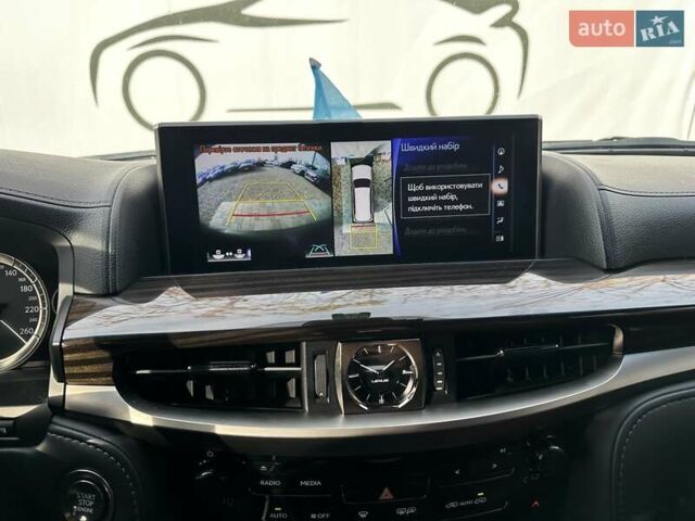 Черный Лексус ЛХ, объемом двигателя 4.46 л и пробегом 137 тыс. км за 88000 $, фото 29 на Automoto.ua