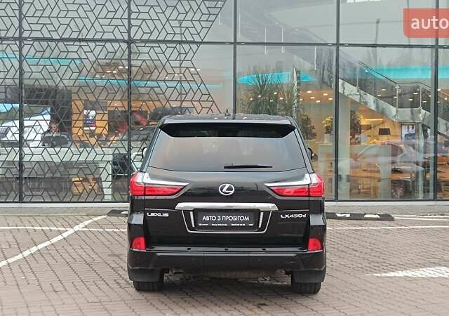 Черный Лексус ЛХ, объемом двигателя 4.46 л и пробегом 126 тыс. км за 85171 $, фото 3 на Automoto.ua
