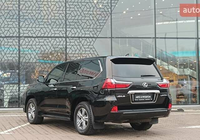 Черный Лексус ЛХ, объемом двигателя 4.46 л и пробегом 126 тыс. км за 85171 $, фото 1 на Automoto.ua
