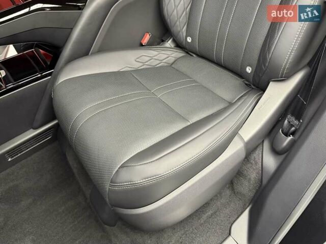 Черный Лексус ЛХ, объемом двигателя 3.4 л и пробегом 49 тыс. км за 134900 $, фото 41 на Automoto.ua
