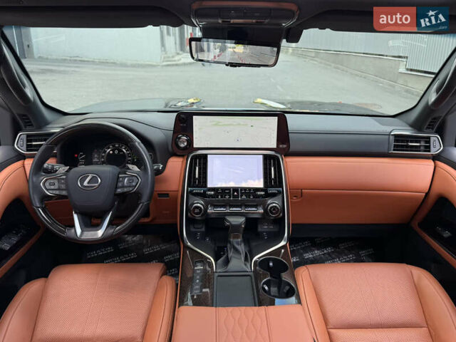 Черный Лексус ЛХ, объемом двигателя 3.45 л и пробегом 72 тыс. км за 128000 $, фото 63 на Automoto.ua