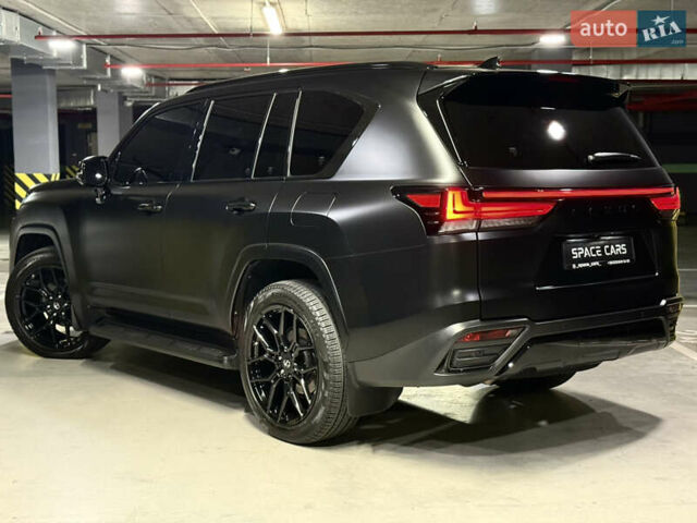 Черный Лексус ЛХ, объемом двигателя 3.35 л и пробегом 63 тыс. км за 114000 $, фото 9 на Automoto.ua