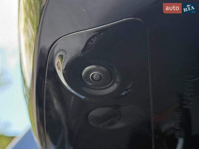 Лексус ЛХ 2022 у Києві на Automoto.ua Чорний Лексус ЛХ, об'ємом двигуна 3.45 л та пробігом 70 тис. км за 123000 $, фото 37 на Automoto.ua