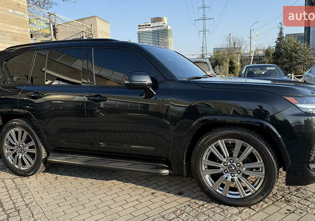 Чорний Лексус ЛХ, об'ємом двигуна 3.5 л та пробігом 27 тис. км за 138500 $, фото 10 на Automoto.ua