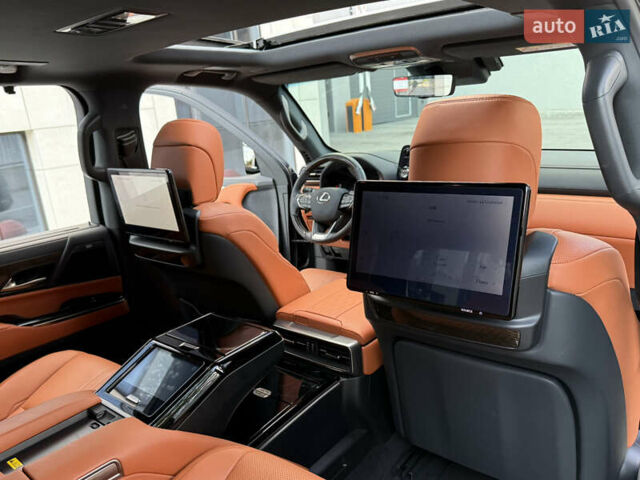 Черный Лексус ЛХ, объемом двигателя 3.45 л и пробегом 72 тыс. км за 128000 $, фото 50 на Automoto.ua