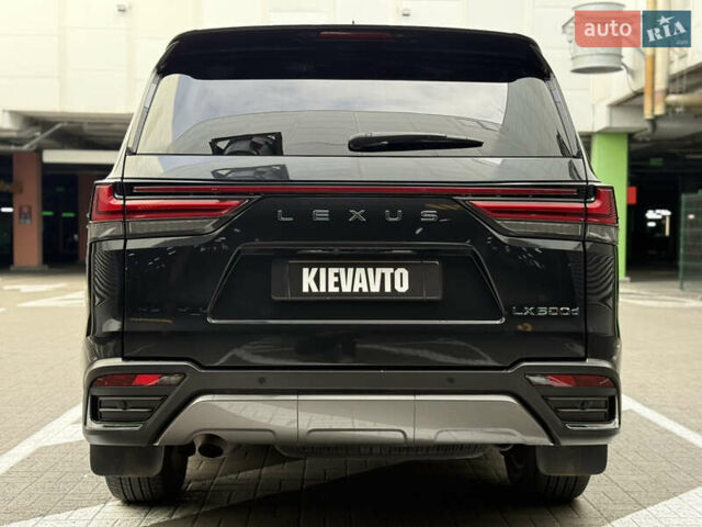 Черный Лексус ЛХ, объемом двигателя 3.3 л и пробегом 36 тыс. км за 117000 $, фото 7 на Automoto.ua