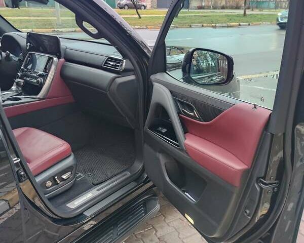 Черный Лексус ЛХ, объемом двигателя 3.35 л и пробегом 94 тыс. км за 113000 $, фото 14 на Automoto.ua