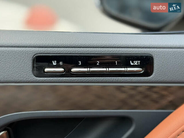 Лексус ЛХ 2022 у Києві на Automoto.ua Чорний Лексус ЛХ, об'ємом двигуна 3.45 л та пробігом 70 тис. км за 123000 $, фото 56 на Automoto.ua