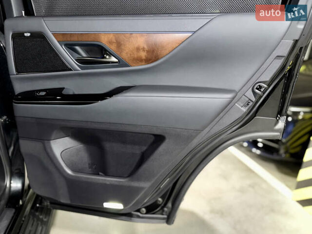 Черный Лексус ЛХ, объемом двигателя 3.35 л и пробегом 63 тыс. км за 114000 $, фото 25 на Automoto.ua