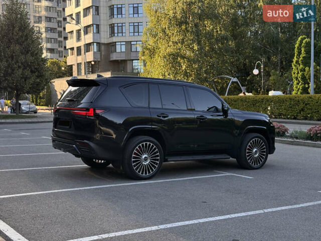 Черный Лексус ЛХ, объемом двигателя 3.35 л и пробегом 34 тыс. км за 128500 $, фото 35 на Automoto.ua
