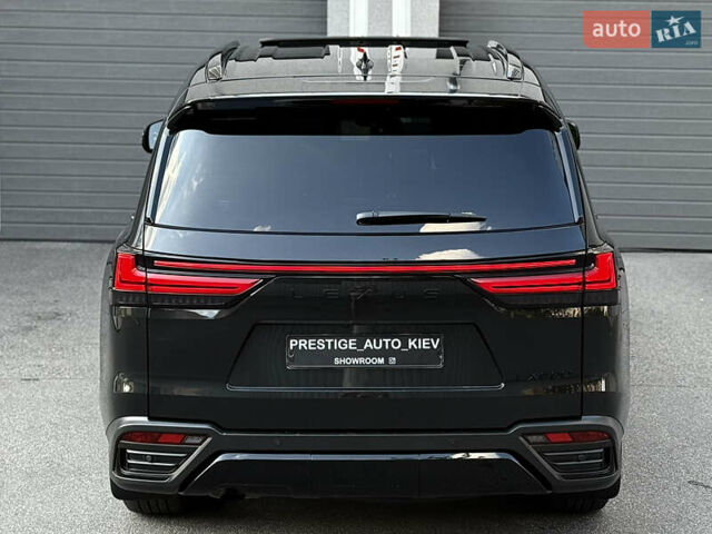 Черный Лексус ЛХ, объемом двигателя 3.45 л и пробегом 72 тыс. км за 128000 $, фото 18 на Automoto.ua