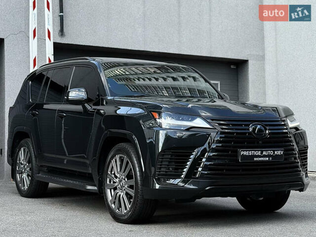 Лексус ЛХ 2022 у Києві на Automoto.ua Чорний Лексус ЛХ, об'ємом двигуна 3.45 л та пробігом 70 тис. км за 123000 $, фото 10 на Automoto.ua