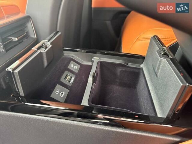 Чорний Лексус ЛХ, об'ємом двигуна 3.45 л та пробігом 58 тис. км за 125000 $, фото 41 на Automoto.ua