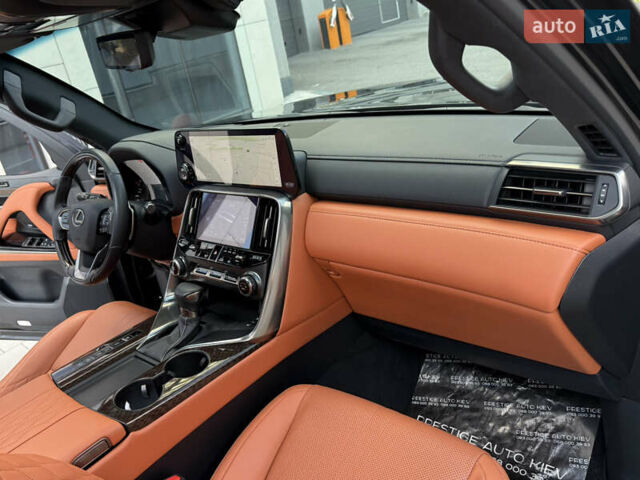 Черный Лексус ЛХ, объемом двигателя 3.45 л и пробегом 72 тыс. км за 128000 $, фото 48 на Automoto.ua