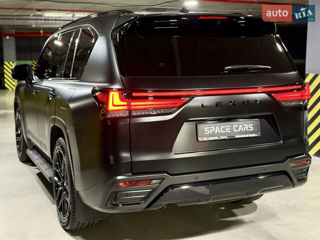 Лексус ЛХ 2022 у Києві на Automoto.ua Чорний Лексус ЛХ, об'ємом двигуна 3.35 л та пробігом 63 тис. км за 115500 $, фото 16 на Automoto.ua