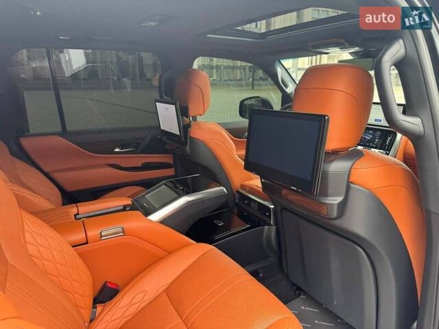 Чорний Лексус ЛХ, об'ємом двигуна 3.45 л та пробігом 58 тис. км за 125000 $, фото 45 на Automoto.ua