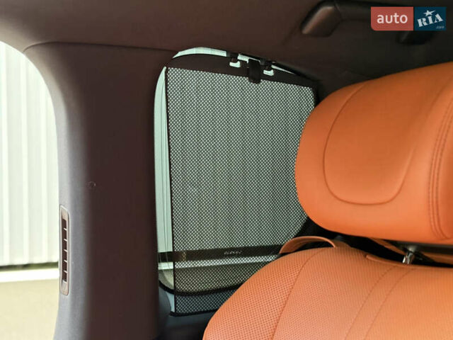 Черный Лексус ЛХ, объемом двигателя 3.45 л и пробегом 72 тыс. км за 128000 $, фото 62 на Automoto.ua