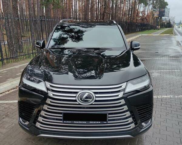 Черный Лексус ЛХ, объемом двигателя 3.35 л и пробегом 94 тыс. км за 113000 $, фото 7 на Automoto.ua