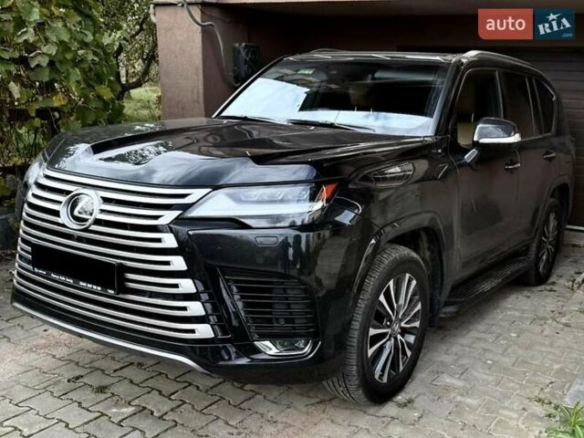 Чорний Лексус ЛХ, об'ємом двигуна 3.35 л та пробігом 35 тис. км за 117500 $, фото 1 на Automoto.ua