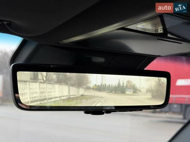 Черный Лексус ЛХ, объемом двигателя 3.35 л и пробегом 51 тыс. км за 112500 $, фото 16 на Automoto.ua
