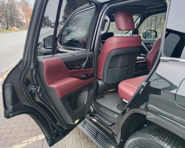 Черный Лексус ЛХ, объемом двигателя 3.35 л и пробегом 94 тыс. км за 113000 $, фото 15 на Automoto.ua