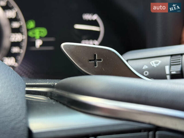 Лексус ЛХ 2022 у Києві на Automoto.ua Чорний Лексус ЛХ, об'ємом двигуна 3.45 л та пробігом 70 тис. км за 123000 $, фото 80 на Automoto.ua