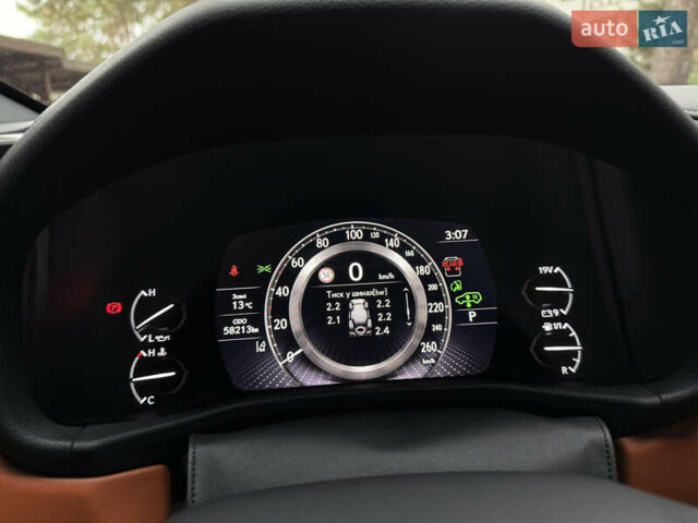 Лексус ЛХ 2022 у Києві на Automoto.ua Чорний Лексус ЛХ, об'ємом двигуна 3.45 л та пробігом 88 тис. км за 119000 $, фото 14 на Automoto.ua