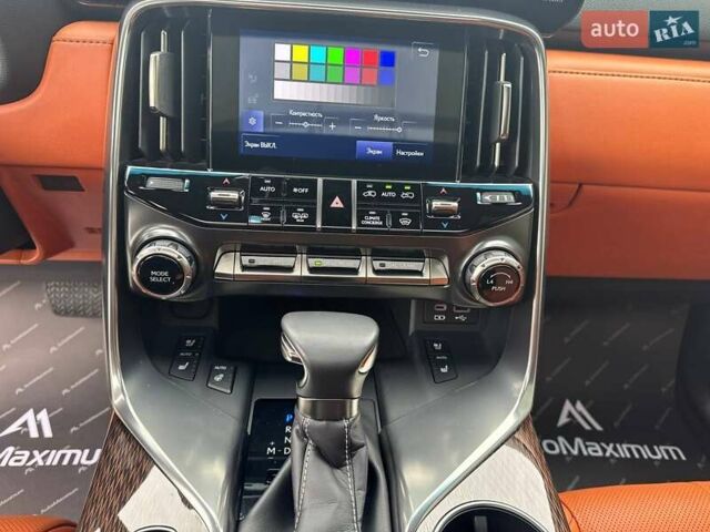 Чорний Лексус ЛХ, об'ємом двигуна 3.45 л та пробігом 58 тис. км за 125000 $, фото 26 на Automoto.ua