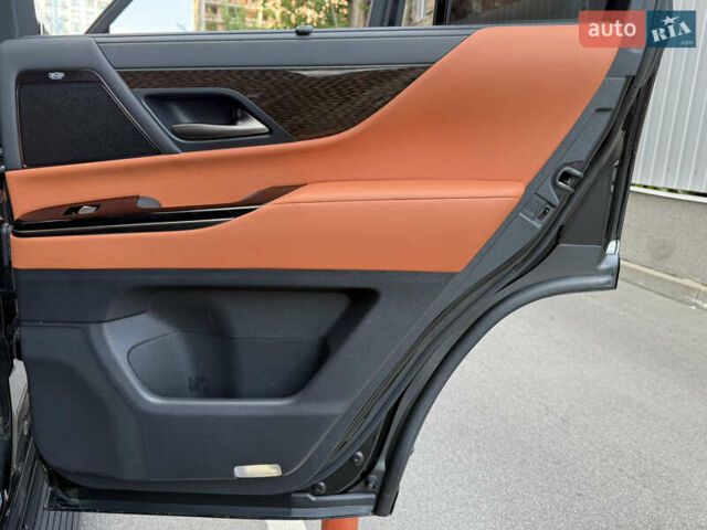 Черный Лексус ЛХ, объемом двигателя 3.45 л и пробегом 72 тыс. км за 128000 $, фото 59 на Automoto.ua