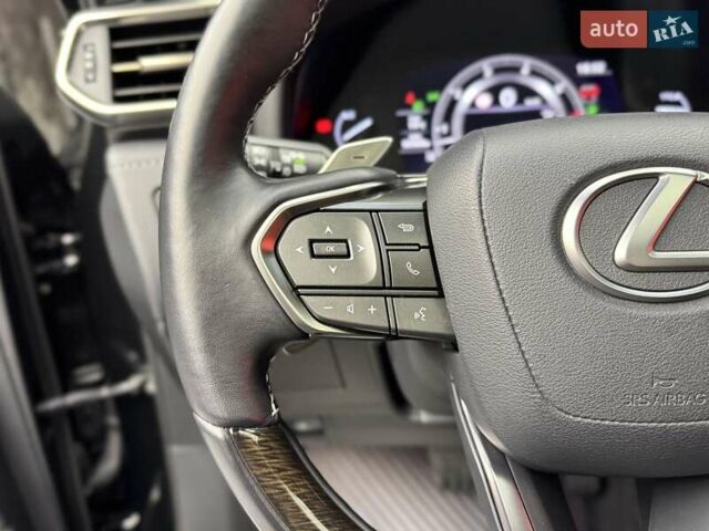 Черный Лексус ЛХ, объемом двигателя 3.4 л и пробегом 49 тыс. км за 134900 $, фото 30 на Automoto.ua