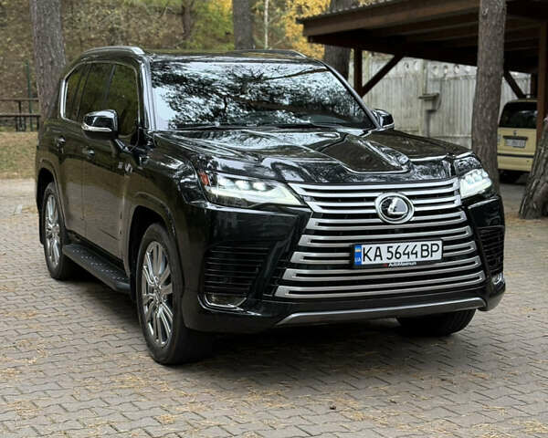 Лексус ЛХ 2022 у Києві на Automoto.ua Чорний Лексус ЛХ, об'ємом двигуна 3.45 л та пробігом 88 тис. км за 119000 $, фото 1 на Automoto.ua