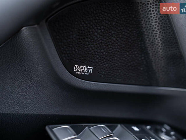 Черный Лексус ЛХ, объемом двигателя 3.35 л и пробегом 51 тыс. км за 125000 $, фото 18 на Automoto.ua