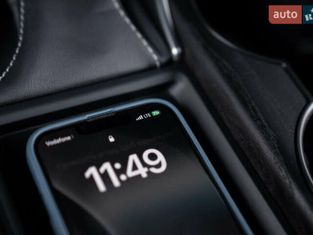 Черный Лексус ЛХ, объемом двигателя 3.35 л и пробегом 51 тыс. км за 125000 $, фото 24 на Automoto.ua