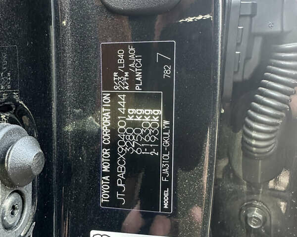 Черный Лексус ЛХ, объемом двигателя 3.3 л и пробегом 31 тыс. км за 115000 $, фото 9 на Automoto.ua