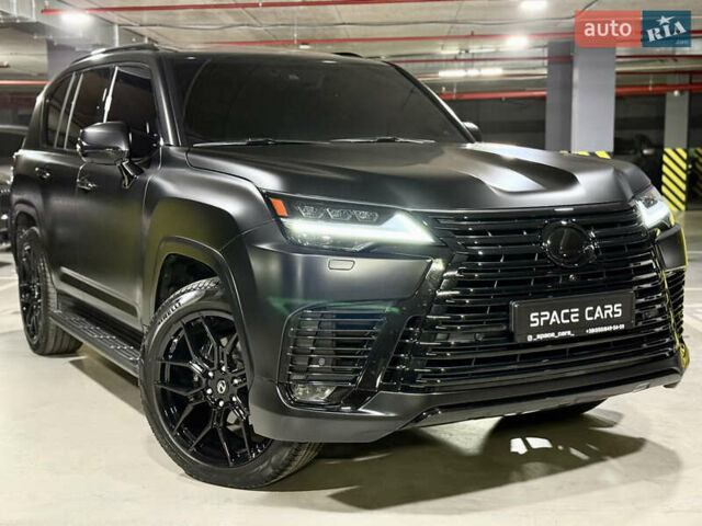 Лексус ЛХ 2022 у Києві на Automoto.ua Чорний Лексус ЛХ, об'ємом двигуна 3.35 л та пробігом 63 тис. км за 115500 $, фото 1 на Automoto.ua